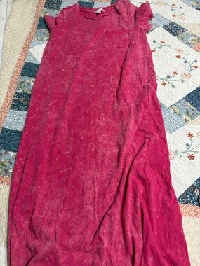 Pink Mineral-Wash Pocket Tee Dress withSlits on both sides